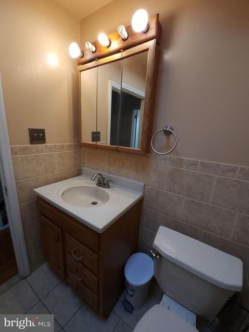 1439 E HOWELL ST, Philadelphia, PA 19149