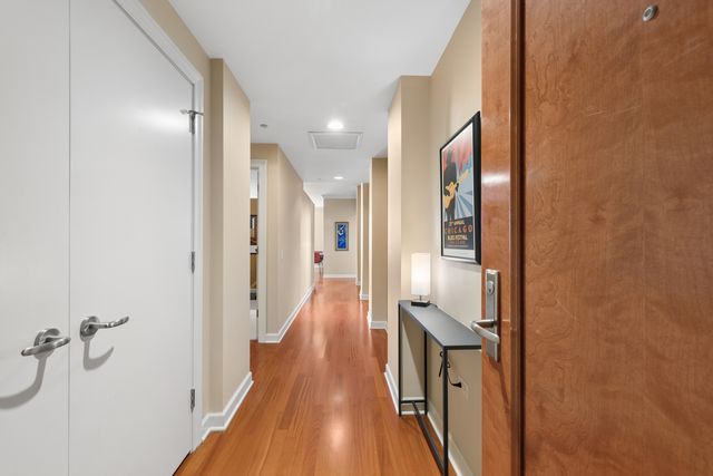 310 S Michigan Avenue 1001, Chicago, IL 60604