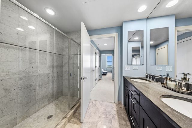 310 S Michigan Avenue 1001, Chicago, IL 60604