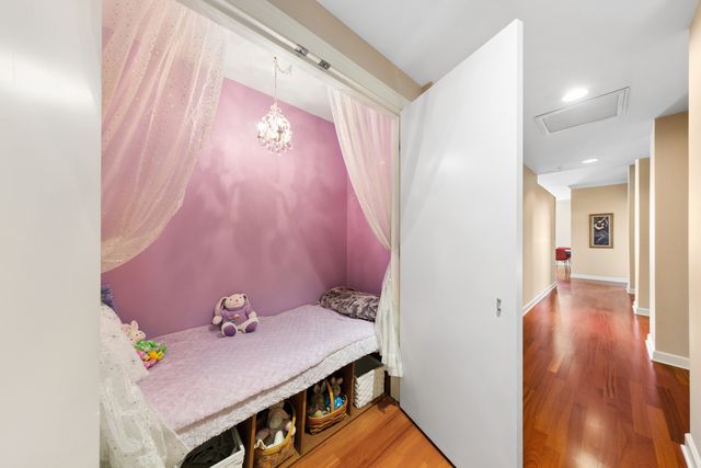 310 S Michigan Avenue 1001, Chicago, IL 60604