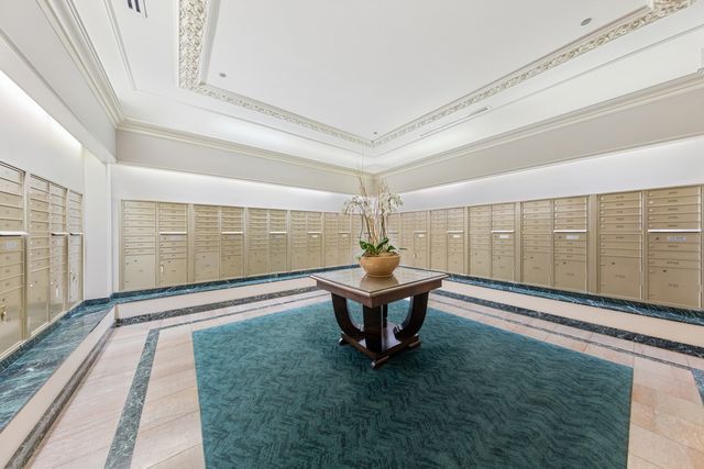 310 S Michigan Avenue 1001, Chicago, IL 60604