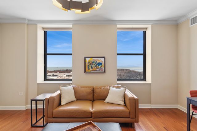 310 S Michigan Avenue 1001, Chicago, IL 60604