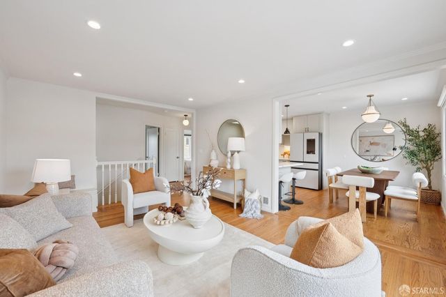 2171 43rd Avenue, San Francisco, CA 94116
