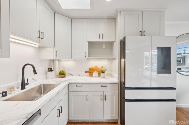 2171 43rd Avenue, San Francisco, CA 94116