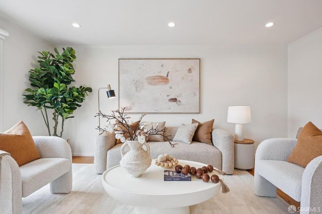 2171 43rd Avenue, San Francisco, CA 94116
