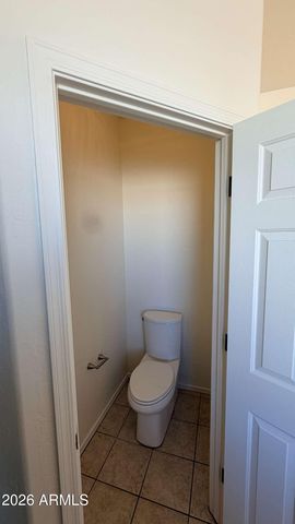 2614 E FREMONT Road, Phoenix, AZ 85042