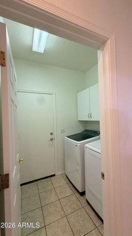 2614 E FREMONT Road, Phoenix, AZ 85042