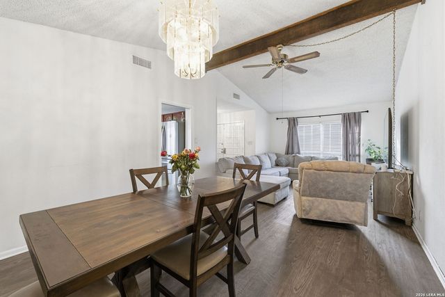 1206 Hayloft Ln, San Antonio, TX 78245