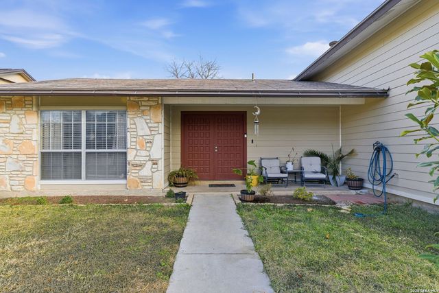 1206 Hayloft Ln, San Antonio, TX 78245