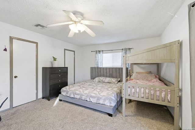 1206 Hayloft Ln, San Antonio, TX 78245