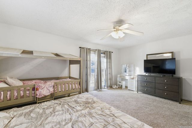 1206 Hayloft Ln, San Antonio, TX 78245