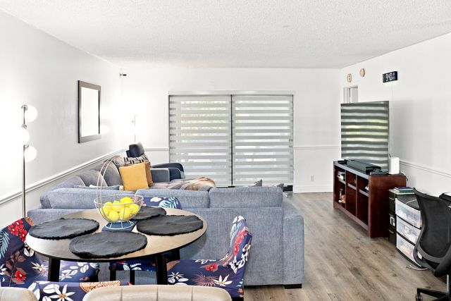 6575 W Oakland Park Boulevard 101, Lauderhill, FL 33313