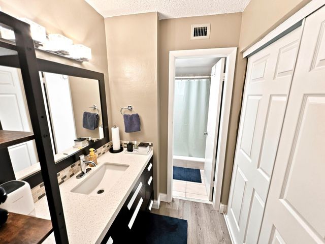 6575 W Oakland Park Boulevard 101, Lauderhill, FL 33313