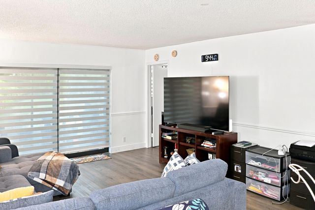 6575 W Oakland Park Boulevard 101, Lauderhill, FL 33313