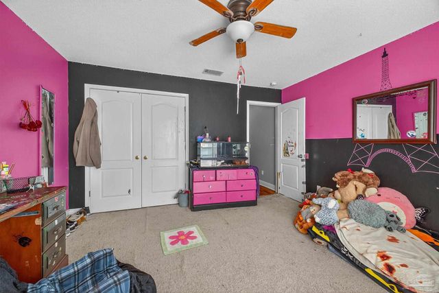 5589 Colinas Verde Dr, Milton, FL 32570