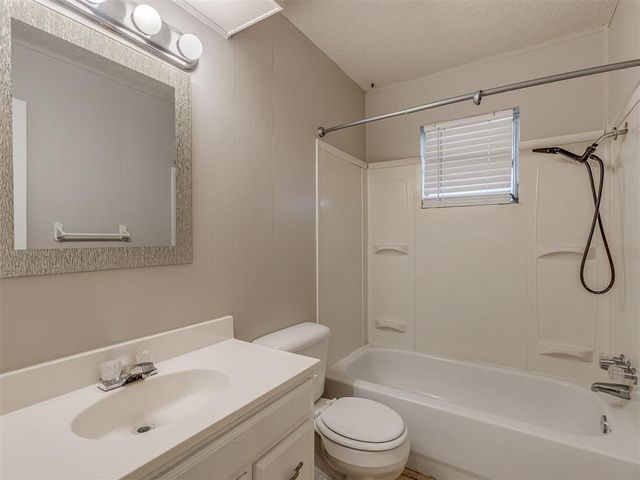 3320 Hampton Road, Oklahoma City, OK 73115