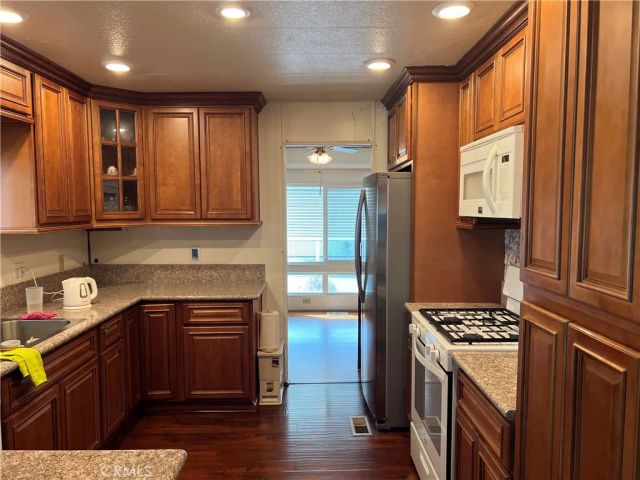 1001 W Lambert 284, La Habra, CA 90631