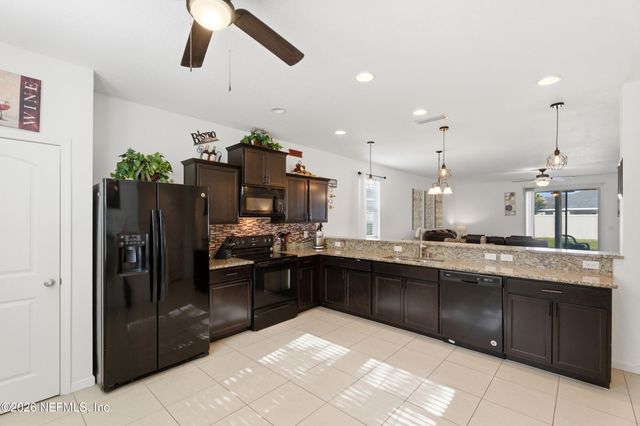 3262 HIDDEN MEADOWS Court, Green Cove Springs, FL 32043