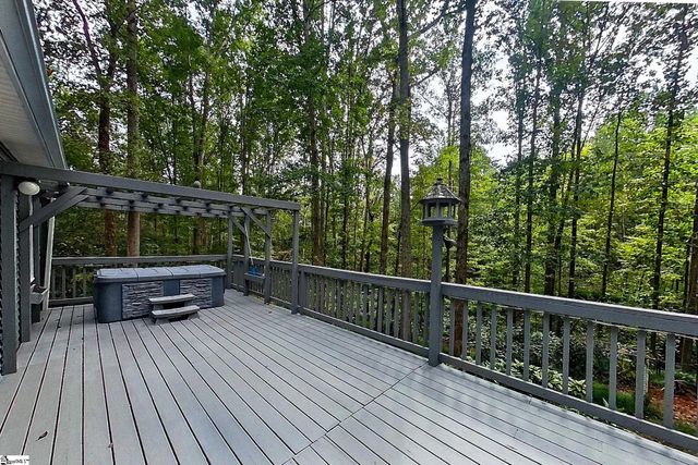 116 Forest Drive, Woodruff, SC 29388