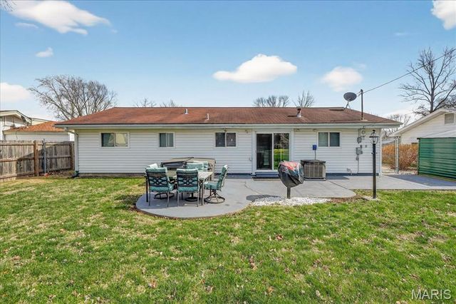 19 Blanchette Drive, Florissant, MO 63031