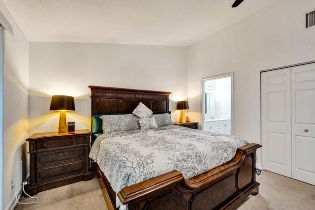 1743 NE 4th Avenue F4, Fort Lauderdale, FL 33305