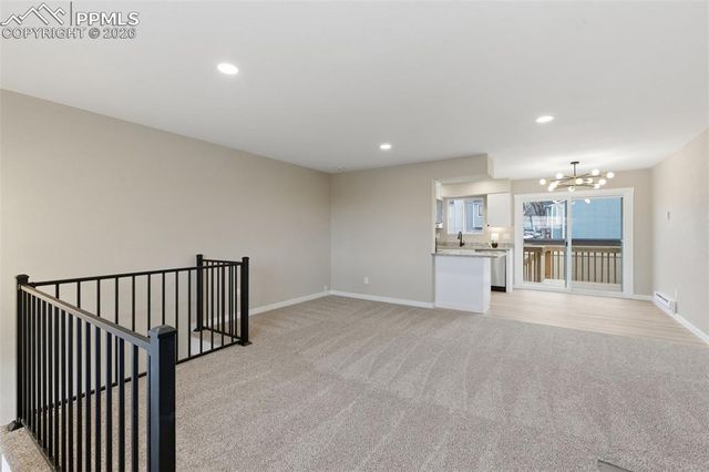 352 Mount View Lane, Colorado Springs, CO 80907