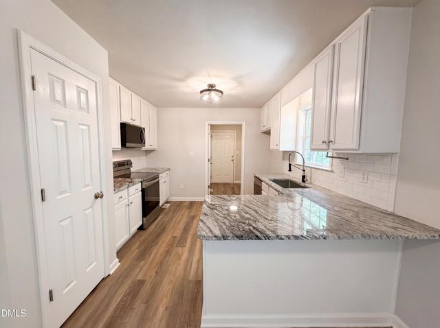 409 Black Forest Drive, Clayton, NC 27527