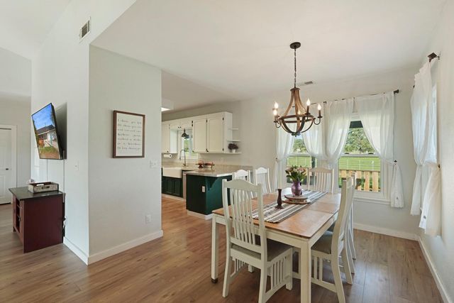 7851 Chardonnay Pl, Valley Springs, CA 95252