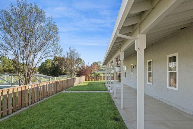 7851 Chardonnay Pl, Valley Springs, CA 95252