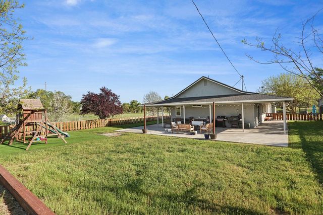 7851 Chardonnay Pl, Valley Springs, CA 95252