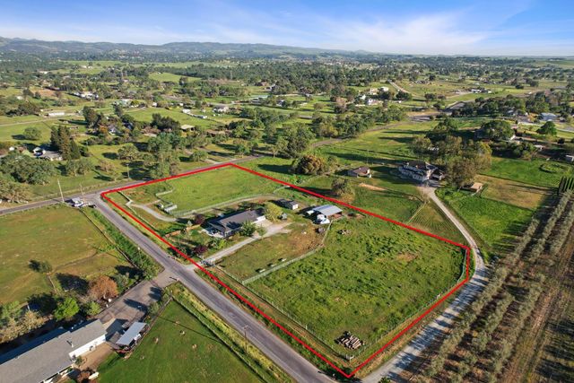 7851 Chardonnay Pl, Valley Springs, CA 95252