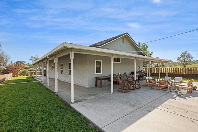 7851 Chardonnay Pl, Valley Springs, CA 95252