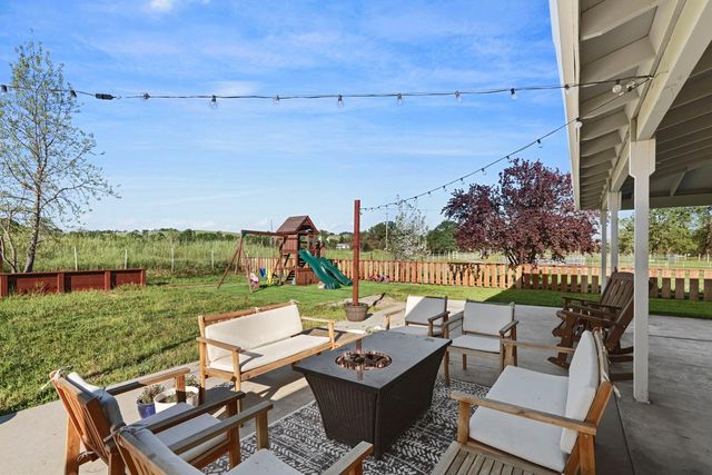 7851 Chardonnay Pl, Valley Springs, CA 95252