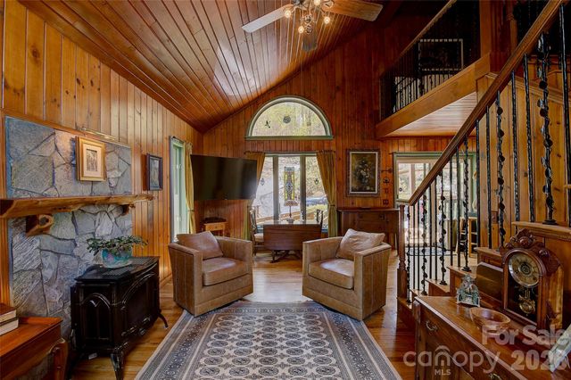262 Azalea Hills Lane, Spruce Pine, NC 28777