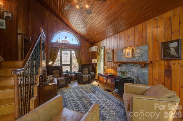 262 Azalea Hills Lane, Spruce Pine, NC 28777