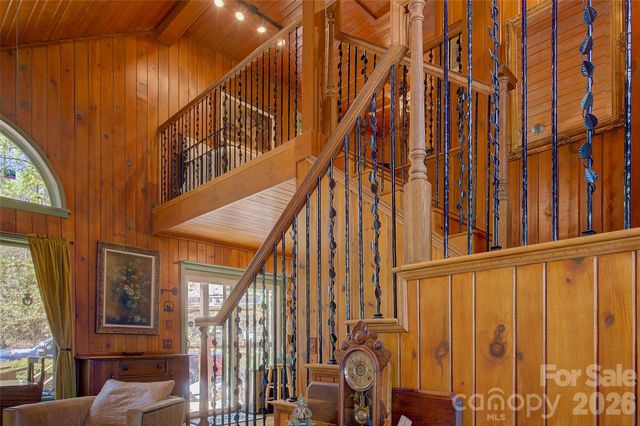 262 Azalea Hills Lane, Spruce Pine, NC 28777