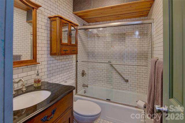 262 Azalea Hills Lane, Spruce Pine, NC 28777
