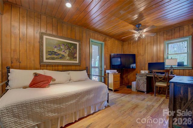 262 Azalea Hills Lane, Spruce Pine, NC 28777