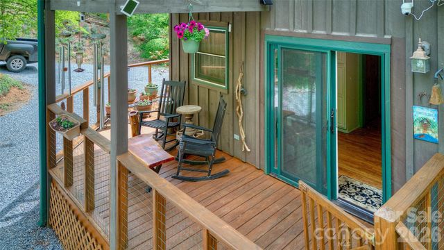 262 Azalea Hills Lane, Spruce Pine, NC 28777