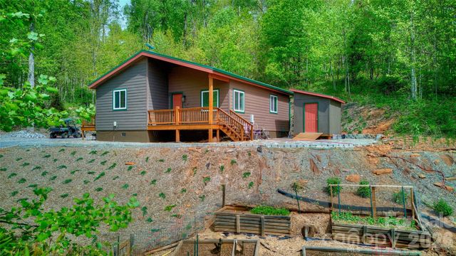 262 Azalea Hills Lane, Spruce Pine, NC 28777