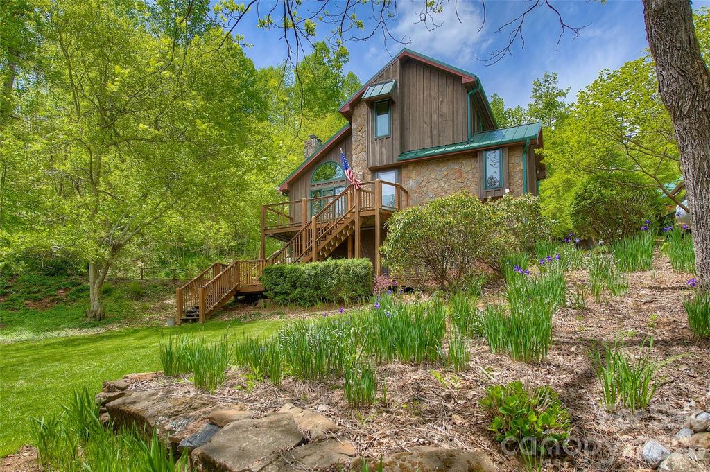 262 Azalea Hills Lane, Spruce Pine, NC 28777