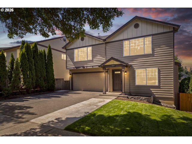19095 BARRINGTON Ave, Sandy, OR 97055