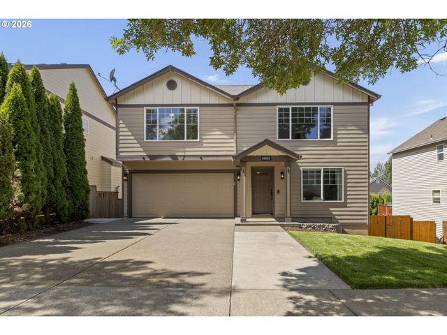 19095 BARRINGTON Ave, Sandy, OR 97055