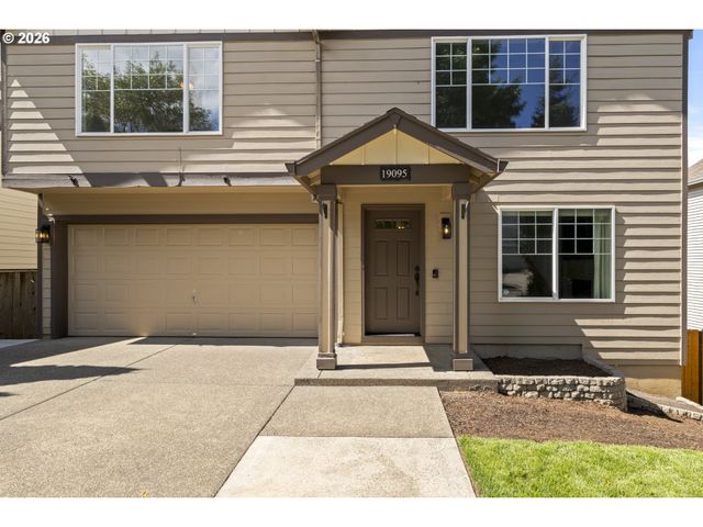 19095 BARRINGTON Ave, Sandy, OR 97055