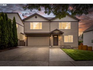 19095 BARRINGTON Ave, Sandy, OR 97055