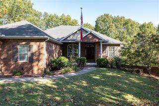 9 McCollough Place, Bella Vista, AR 72715