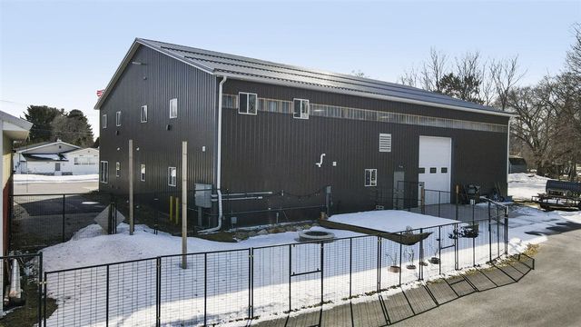 480 E Parkdale Avenue, Manistee, MI 49660