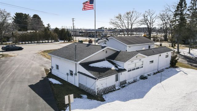 480 E Parkdale Avenue, Manistee, MI 49660