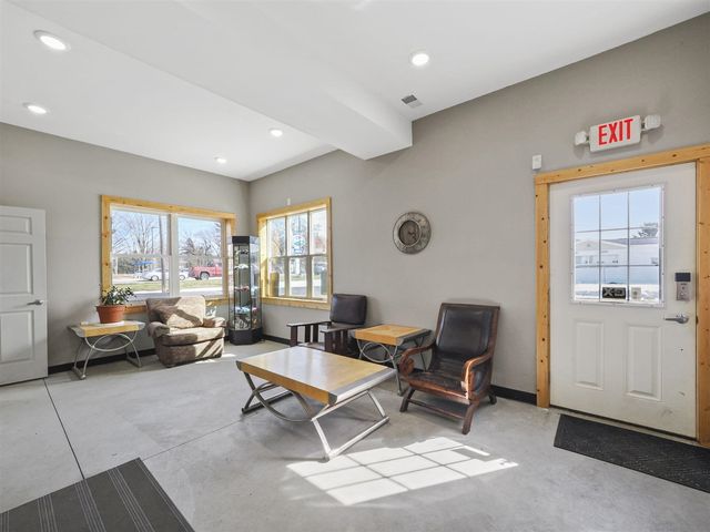 480 E Parkdale Avenue, Manistee, MI 49660