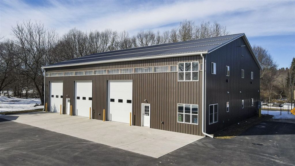 480 E Parkdale Avenue, Manistee, MI 49660